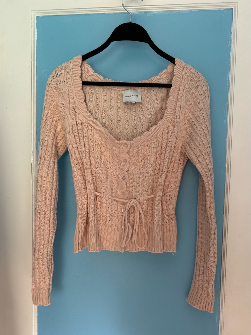 Knitted long sleeve